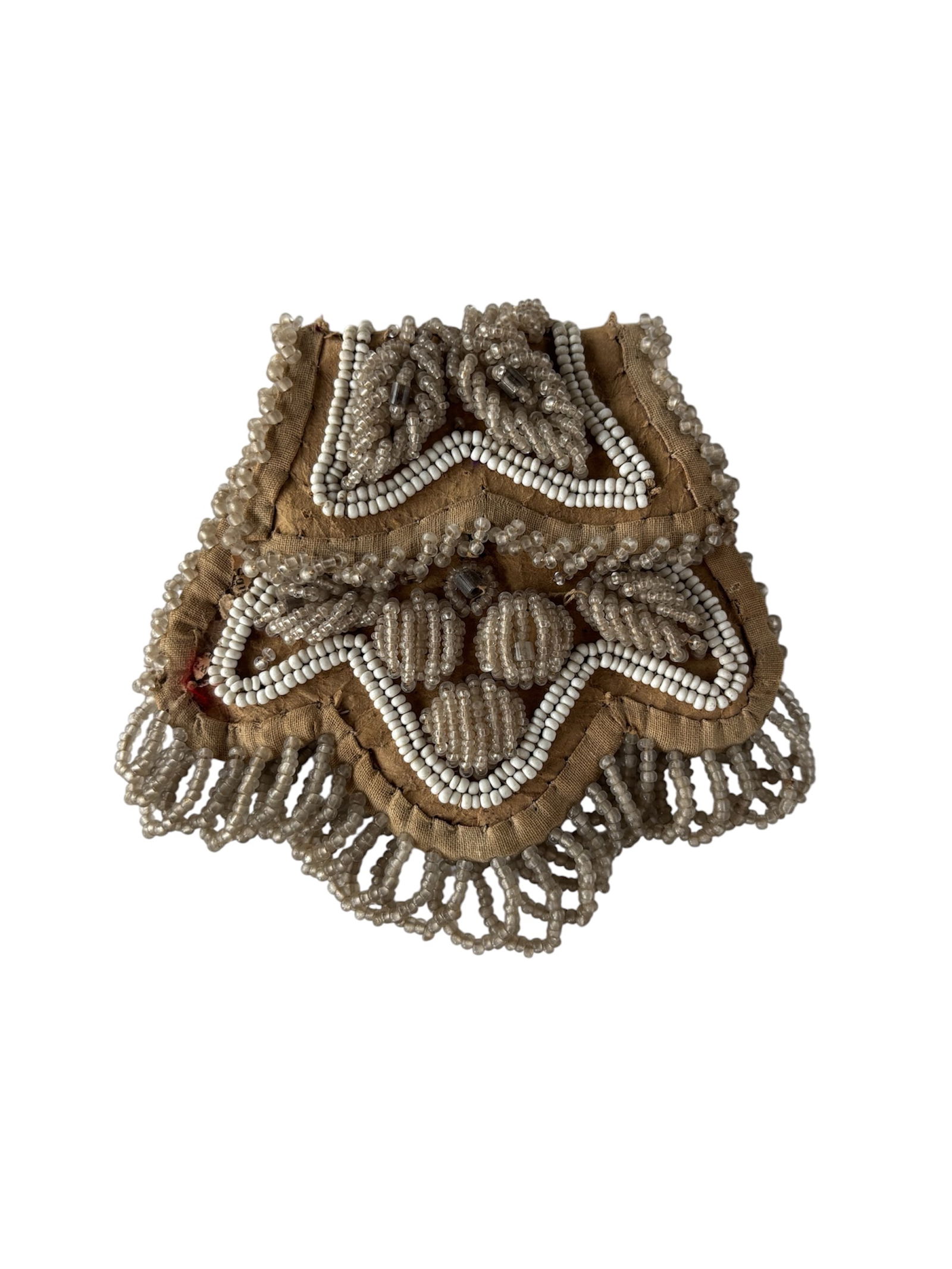 Iroquois (Haudenosaunee) Beaded Tourist Purse (1 of 4)