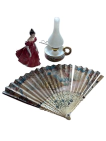 Collection of Antique & Collectible Pieces