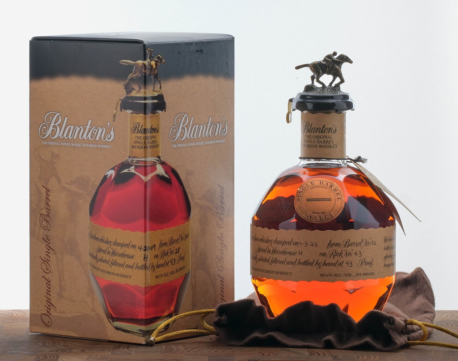 Blanton's Single Barrel Select Bourbon 2022: Hand selected by Fine Wine & Good Spirits. Barrel #082. Dumped on 11-3-22. Stored in Warehouse H on Rick No. 43. Registered Bottle No. 225. 46.5% ALC/VOL (93 Proof). Original cardboard box largely exc