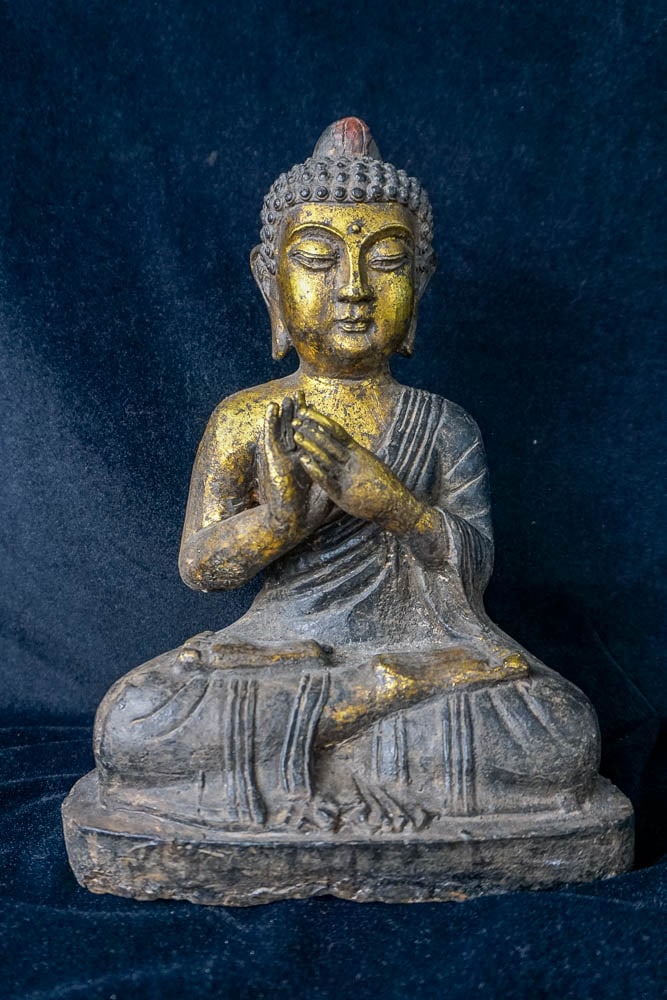 ANTIQUE CHINESE SEATED BUDDHA W/PRAYER BRONZE (1 of 3)