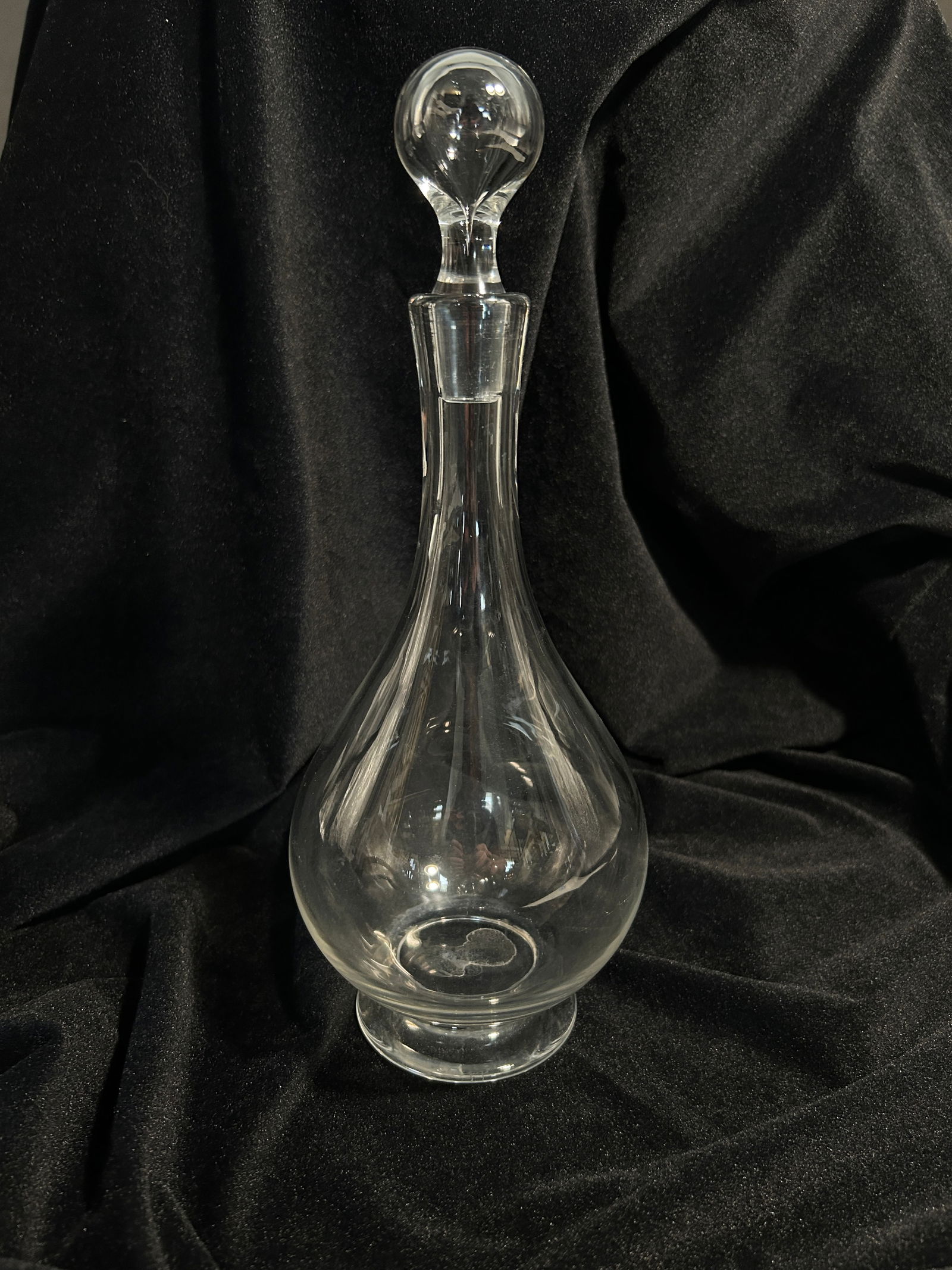 Mod 13 IN Stamped Baccarat Capri Optic Decanter (1 of 2)