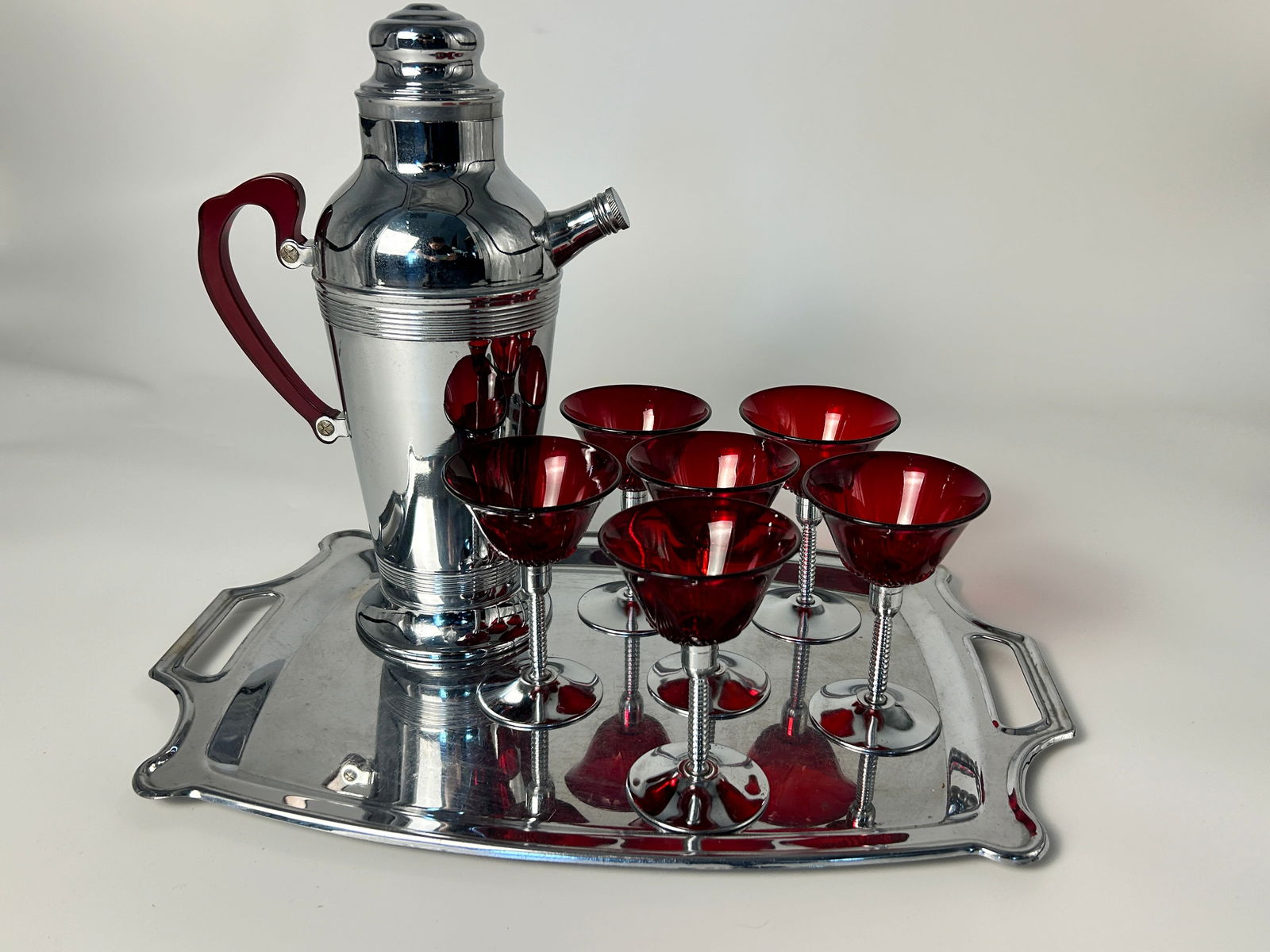 VINTAGE 10 PIECE Martini Set RED CHROME (1 of 3)