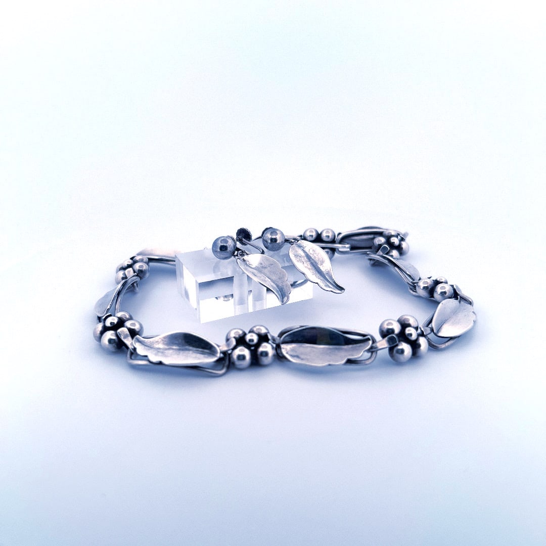 Necklace and Earrings Georg Jensen, International Sterling La Paglia 219 (1 of 2)