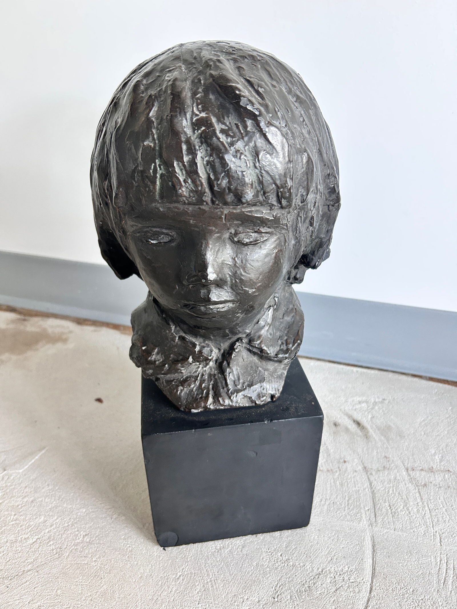 Bronze bust A. Renoir/ Alva Studios Head of Coco (1 of 2)
