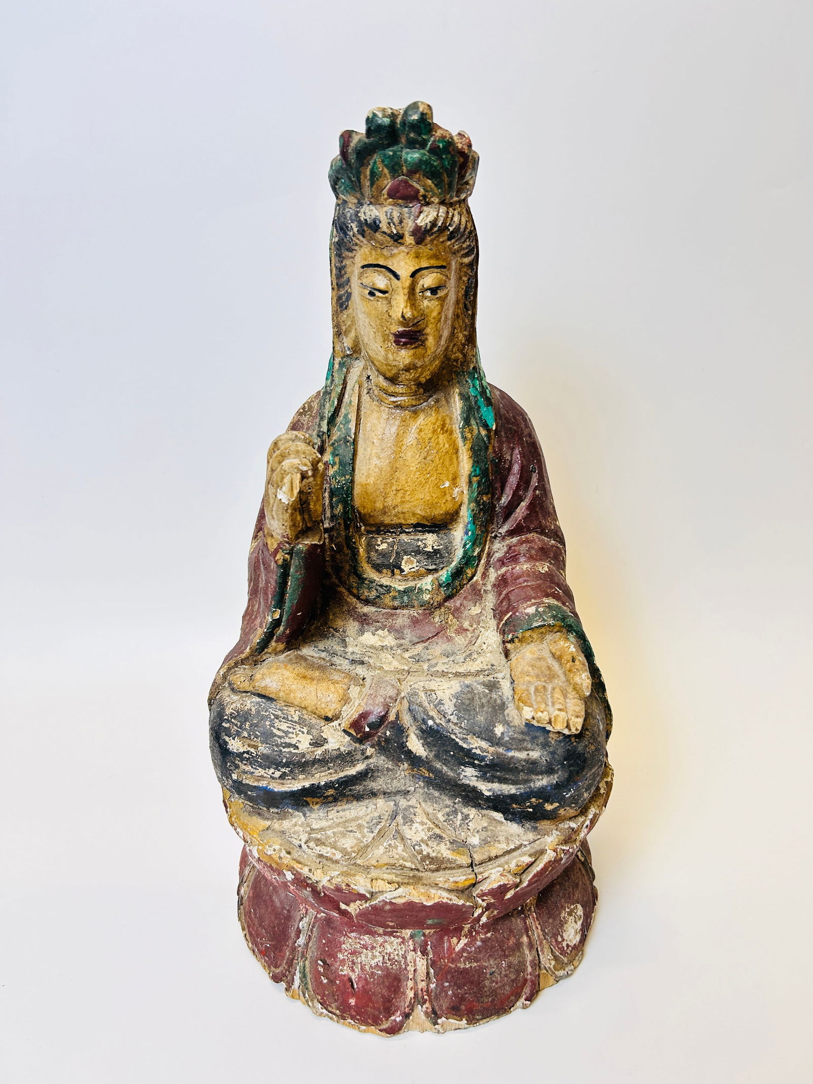Large Polychrome Guanyin Wood (1 of 2)