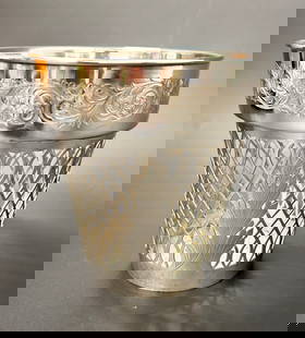 Reticulated and Etched Sterling Silver Cache Pot/Planter: Reticulated Sterling Silver Cache Pot Sterling for a 5 inch pot marked 535 Size: 5.75 H weight approx. 9 oz, 408 grams Provenance: Holderness New Hampshire Estate, descended from British