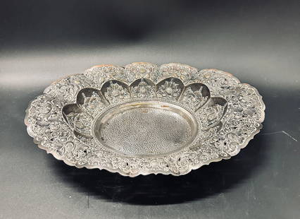 Vintage 800 Silver Repousse Indonesian/Dutch Footed Dish: Vintage 800 Silver Indonesian/Dutch Footed Dish Large oval footed dish is 14.5 x 10 inches Marked 800 Total approx. 25.3 oz, 717 grams Condition: Commensurate with age Provenance: