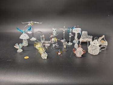 21 Spun Glass Collection miniatures