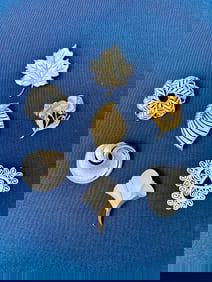 7 Vintage Crown Trifari Brooches mixed metal