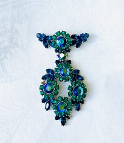'61 Vintage Crown Trifari Radiance Line Dangle Brooch Blue Green R/S
