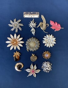Sarah Coventry 14 Brooches inc. 1 Representatives pin