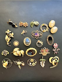 Coll. Vintage 18 pins 4 prs. Earrings R/S & Natural Stones