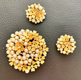 Brooch and Earrings Vintage BSK Pearl and R/S