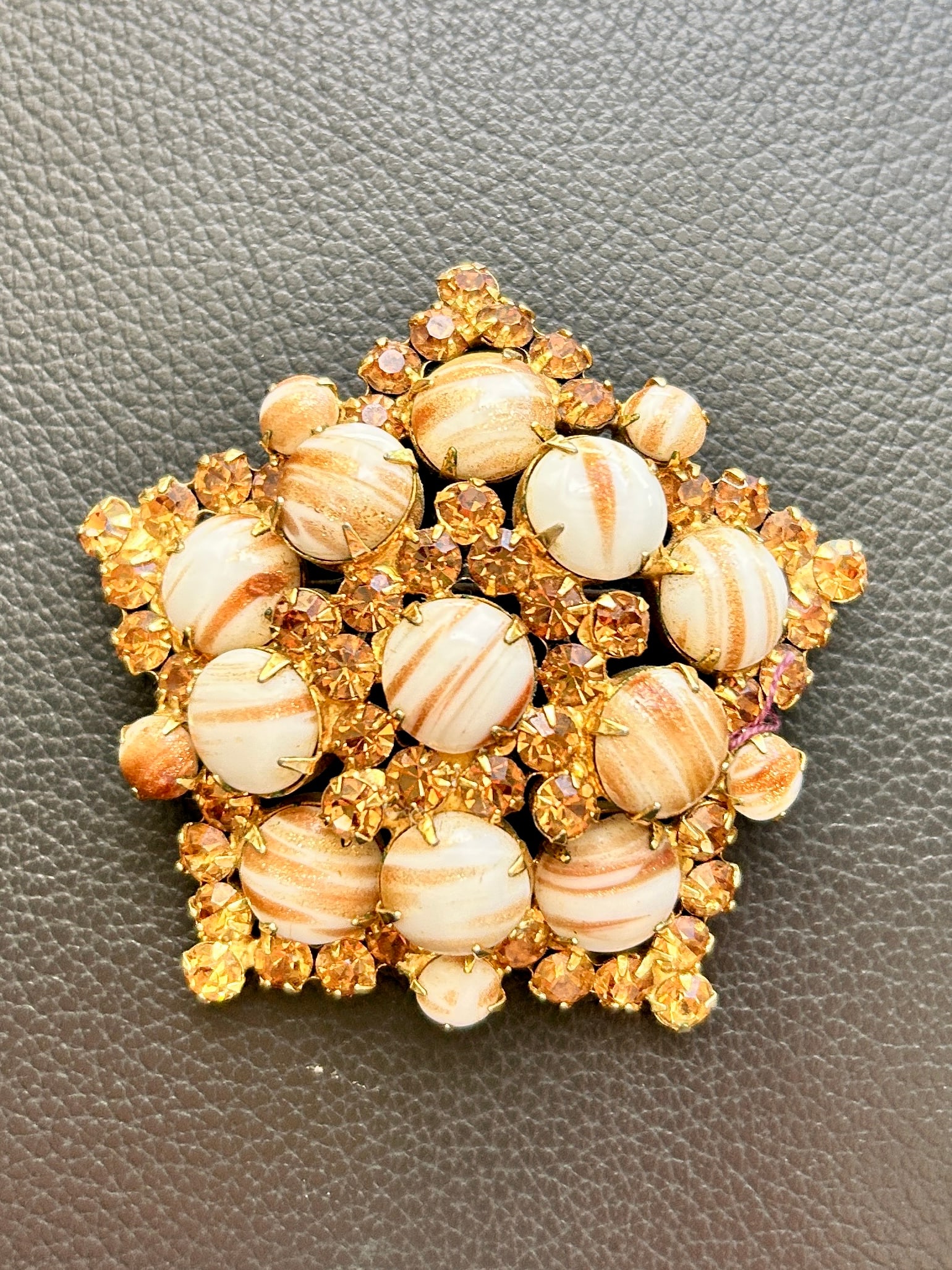 Star Brooch White Fluff Copper R/S Julianna Style (1 of 3)