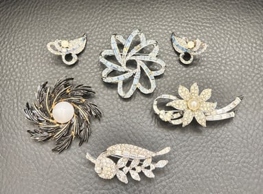 Vintage Pell 4 Brooches 1 pr. Earrings