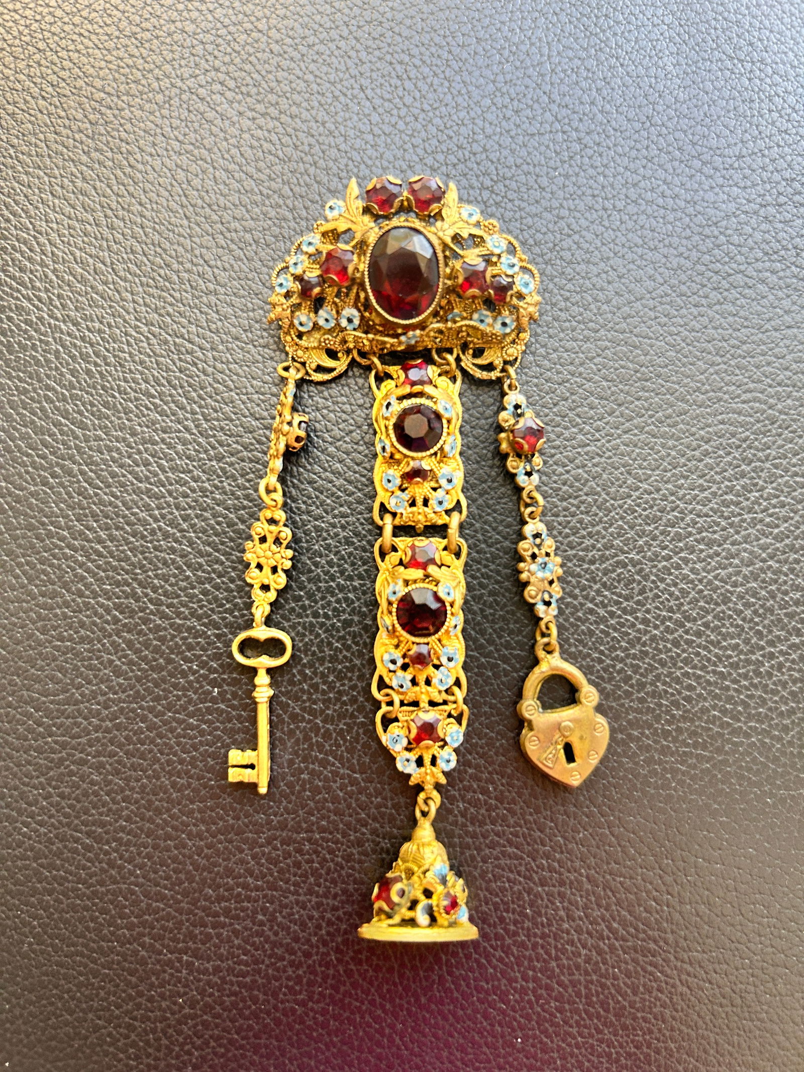 Art Deco Gilt Czech Chatelaine Brooch: DESCRIPTION: Art Deco Gilt Czech Chatelaine Brooch MEASUREMENTS IN INCHES ARE DISPLAYED IN THE PHOTOS CONDITION: GOOD JOIN US ONLINE FOR THE L