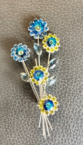 Vintage Brooch Bermuda Blue Margarita Olivine Crystal R/S Floral