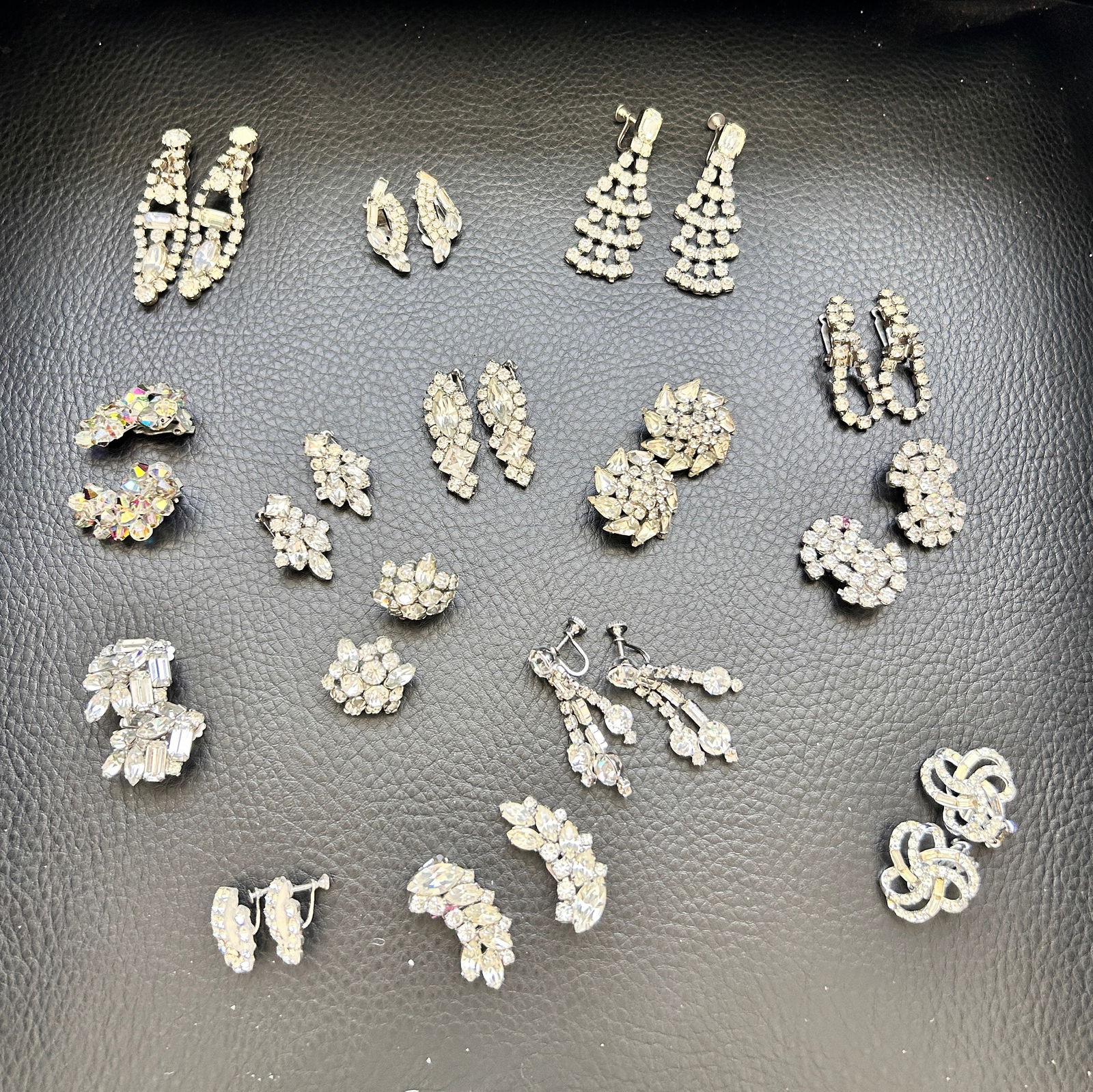 Vintage Clear R/S 15 prs. Earrings (1 of 2)