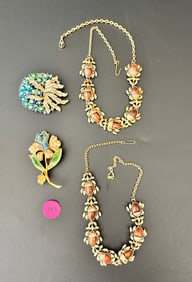 COROCRAFT 2 MCM R/S Brooches 2 Necklaces