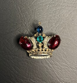 Vintage 1940s A. Philippe Trifari Royal Crown Sterling Brooch