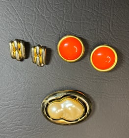 Les Bernard 2 Brooches and 1 PR Earrings