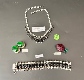 4 Designer items: Warner, Wiesner, Whiting & David