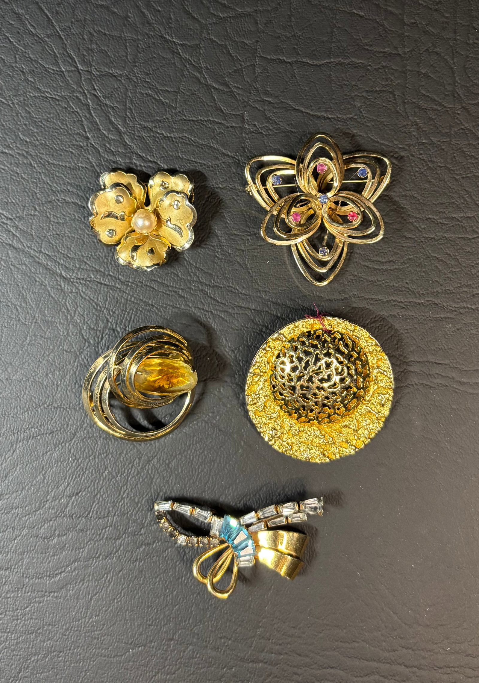 7 Designer items: West 2 Brooches, Winard 1 brooch 2 PR Earrings, IPS Brooch, Phyllis Brooch (1 of 5)