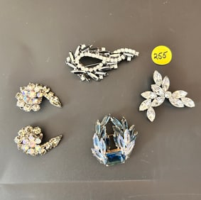 3 Brooches Juliana Style 1 pr earrings 'Comet'