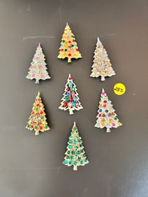 7 Christmas Tree Brooches unsigned