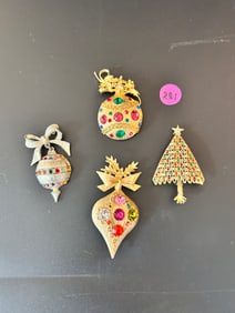 4 Christmas Brooches 3 Ornaments 1 unsigned CORO Tree