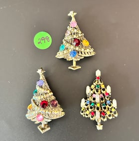 3 Hollycraft Christmas Tree Brooches, one 7 candle 2 pair w/colored R/S