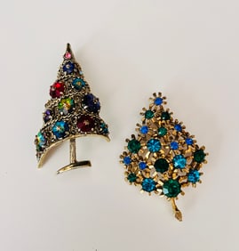 2 Rare WEISS Christmas Brooches 1969 Sugarplum, Green & Blue R/S