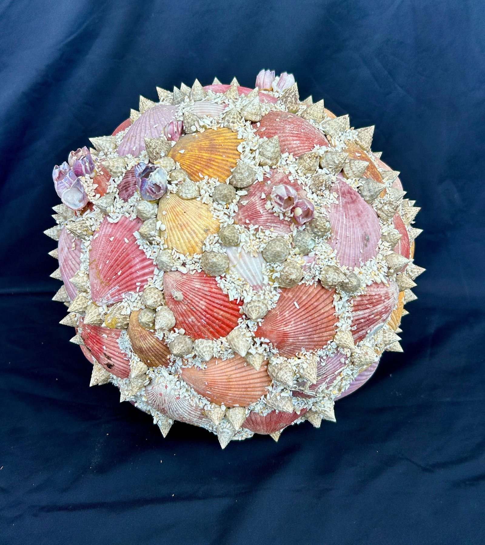 Unique Shell Orb 12Dia:  Unique Shell Orb measures in inches: 12 D Condition: good IN-HOUSE SHIPPING AVAILABLE PLEASE EMAIL: longlakeart@gmail.com for more info. PREVIE