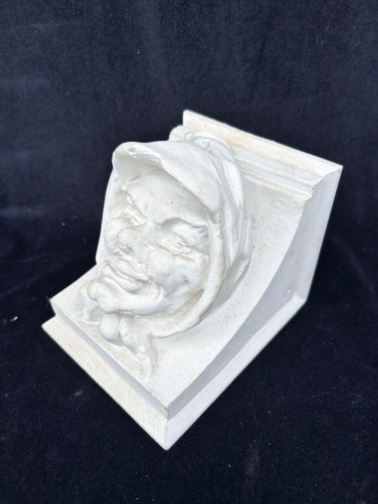 Decorative Wall Bracket/Corbel Crowsley Mansion, Sarasota:  Decorative Wall Bracket/Corbel from Crowsley Mansion, Sarasota measures: 7 W x 5 H condition: 