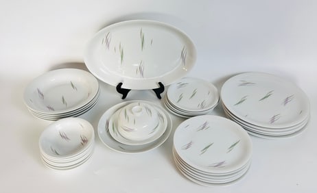 Coll. Rosenthal Plates Continental Silvana Pattern (31 items)