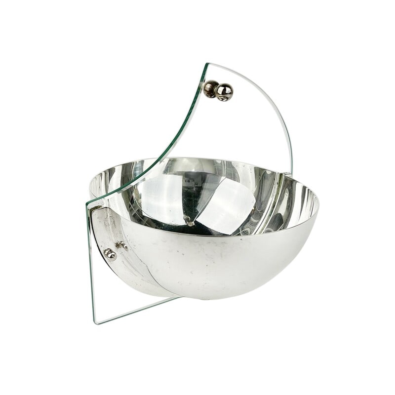 Mesa by Giuliano Malimpensa Ss Silverplate & Glass Divided Bowl: Giuliano Malimpensa for Mesa Silverplate & Glass Divided MCM BowlBowl in metal and glass, designed by Giuliano Malimpensa 1980'sMeasurements: height 22 cm, max. diameter 19 cm, max. width 20 cm. [8x9x
