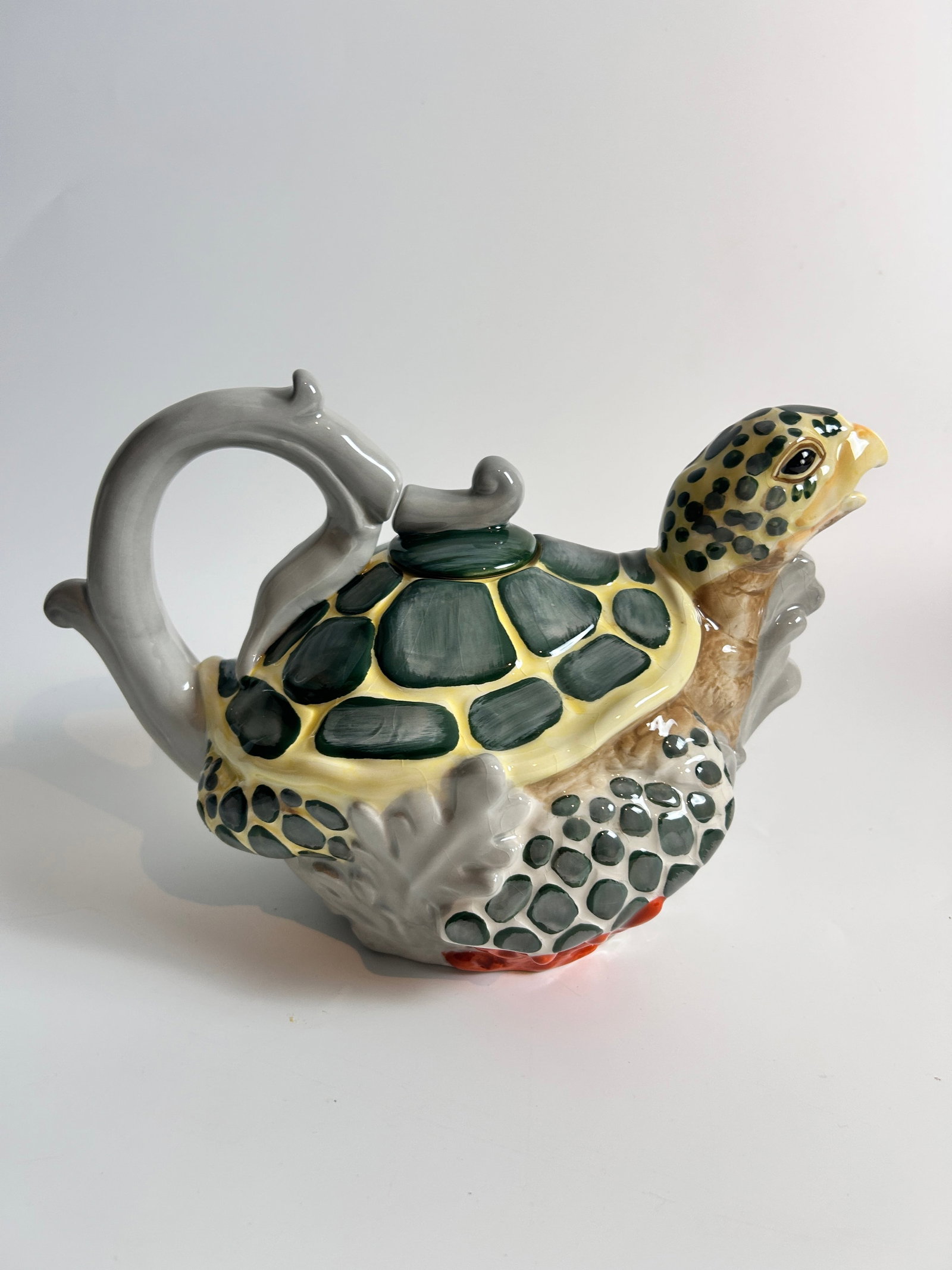 Blue Sky Clayworks Sea Turtle Teapot: Blue Sky Clayworks Sea Turtle Teapot measures 9.5 x 7 in inches