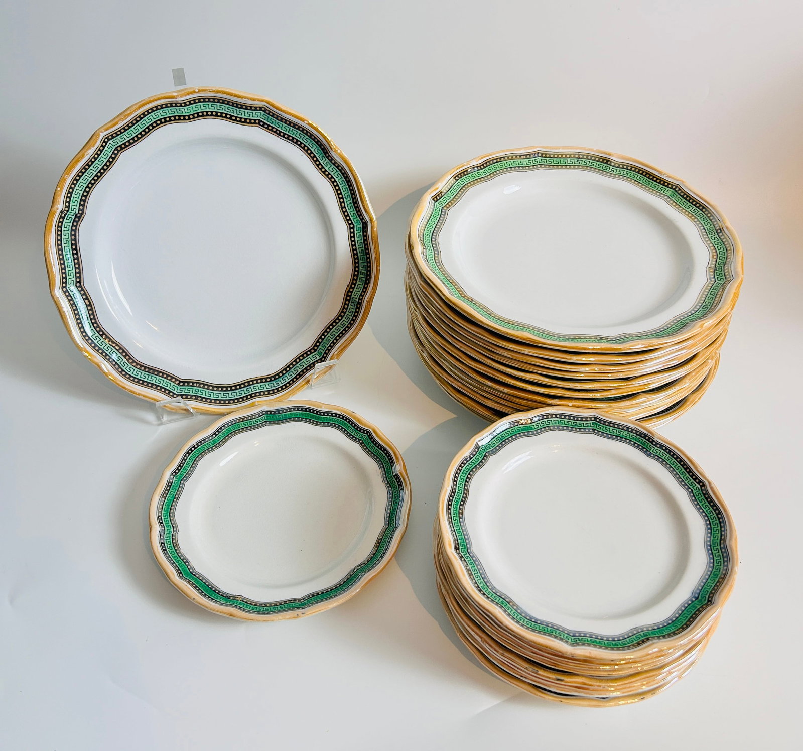 Antique Minton BB New Stone Lusterware Plates (22 pieces) (1 of 5)