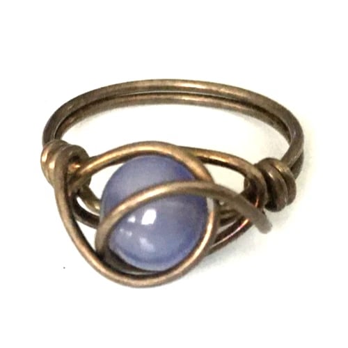 Vintage Ring tested 925 STERLING SILVER `~Size 7 [Babylon 5]: This is the ring worn by Ambassador Londo Mollari on “Babylon 5”. It is a silver metal ring with a stone added. I don’t know if this is commercially bought or production made. There was a go