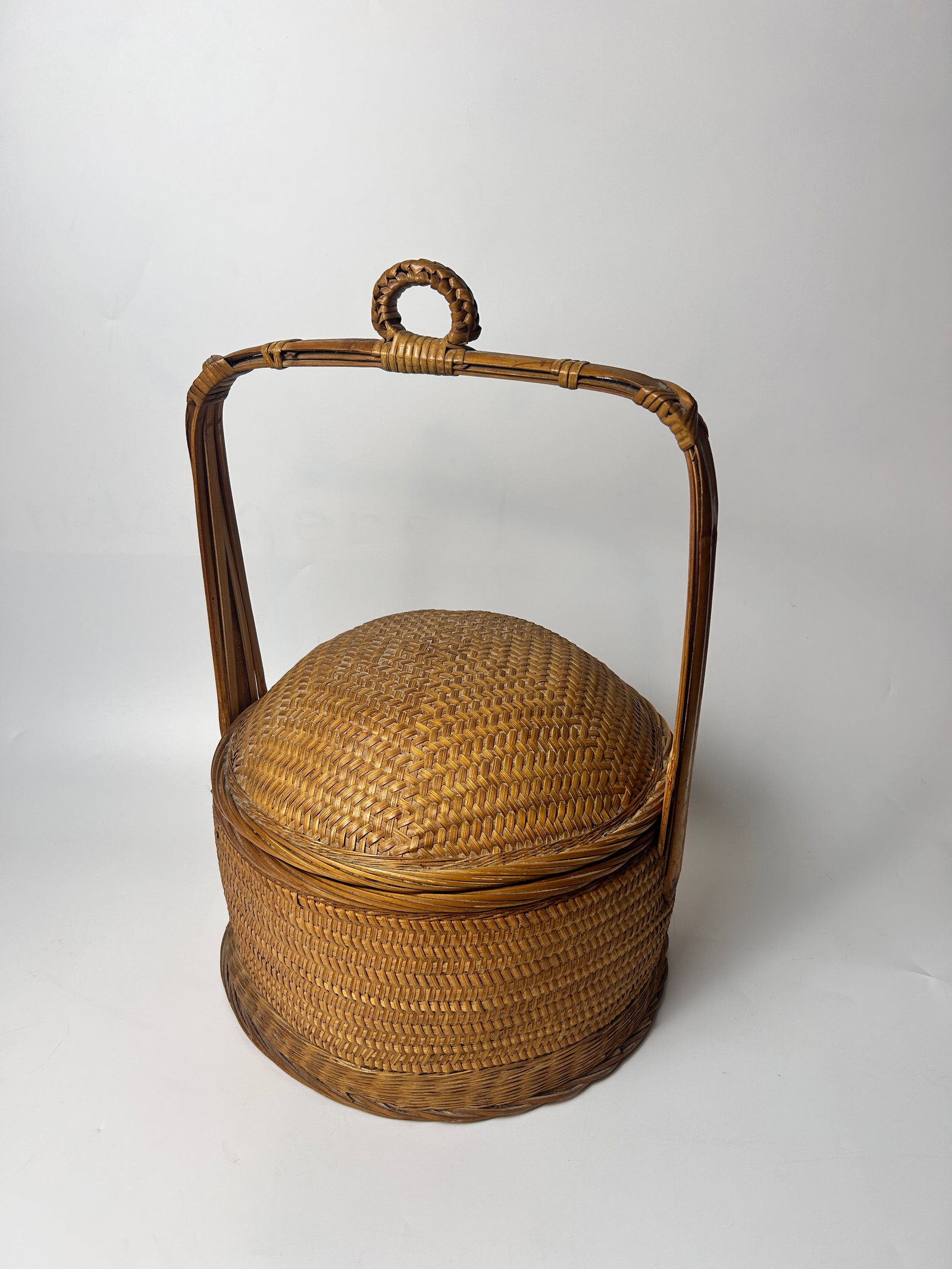 Chinese Wicker Brides Basket (1 of 3)