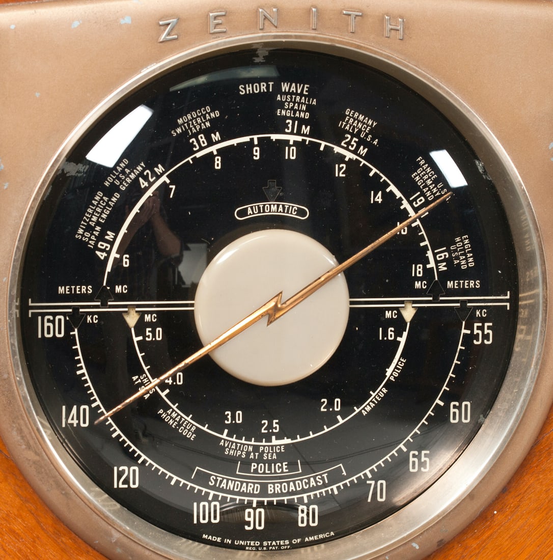 Art Deco Radio Receiver Zenith , circa 1930-40s