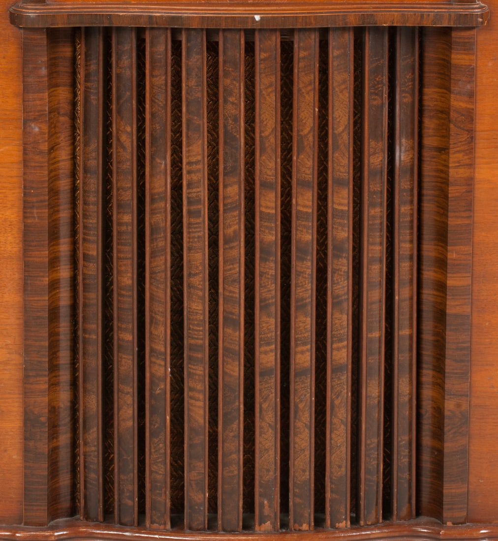 Art Deco Radio Receiver Zenith , circa 1930-40s