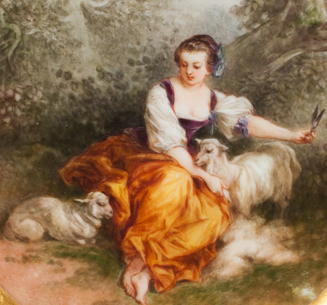 A Pair Cabinet Plates, Polychrome Painting