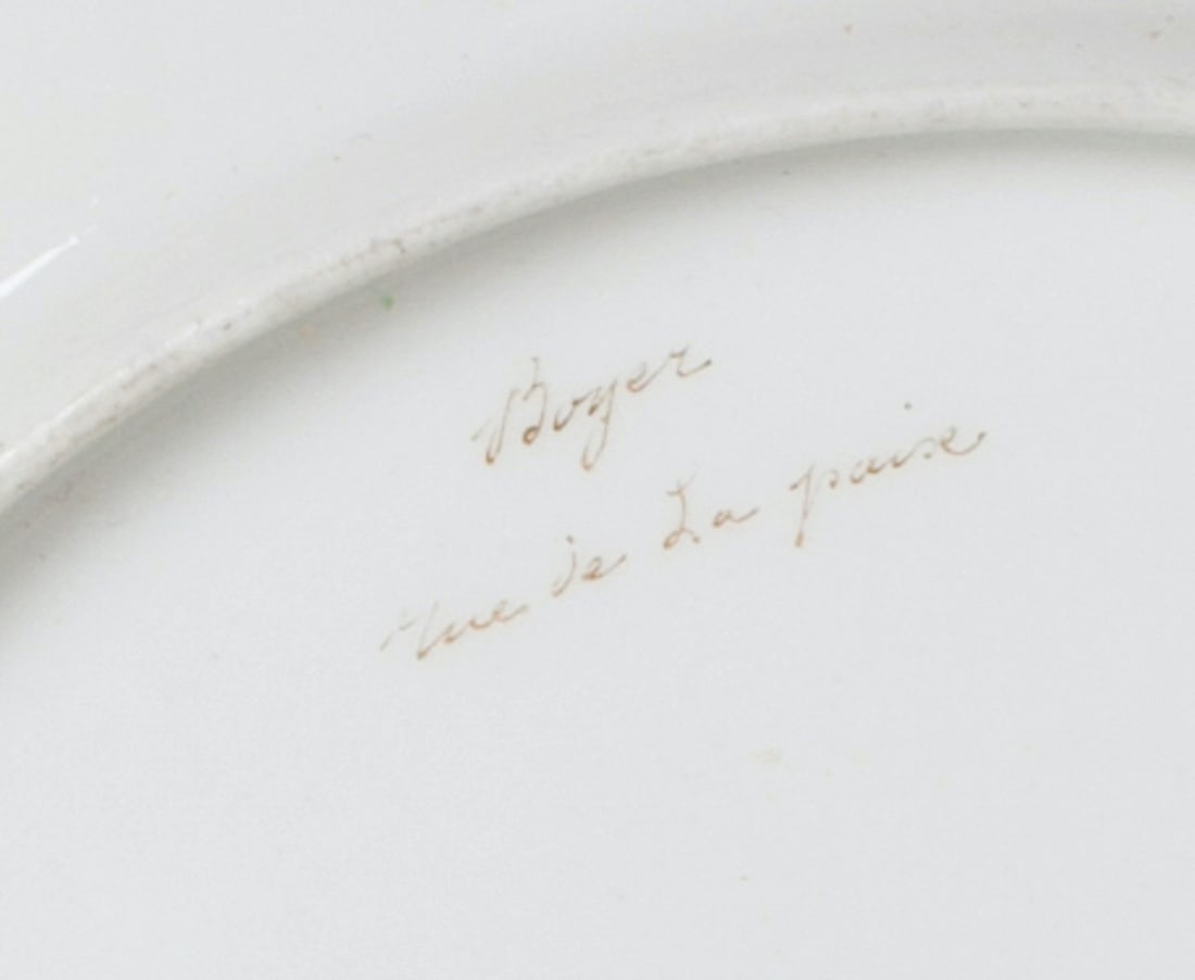 A Pair Cabinet Plates, Polychrome Painting