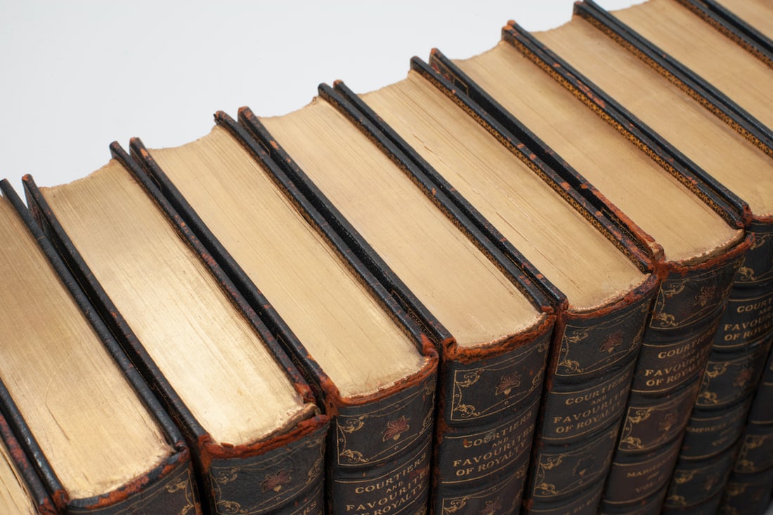 COURTIERS & FAVORITES OF ROYALTY, (19) VOL