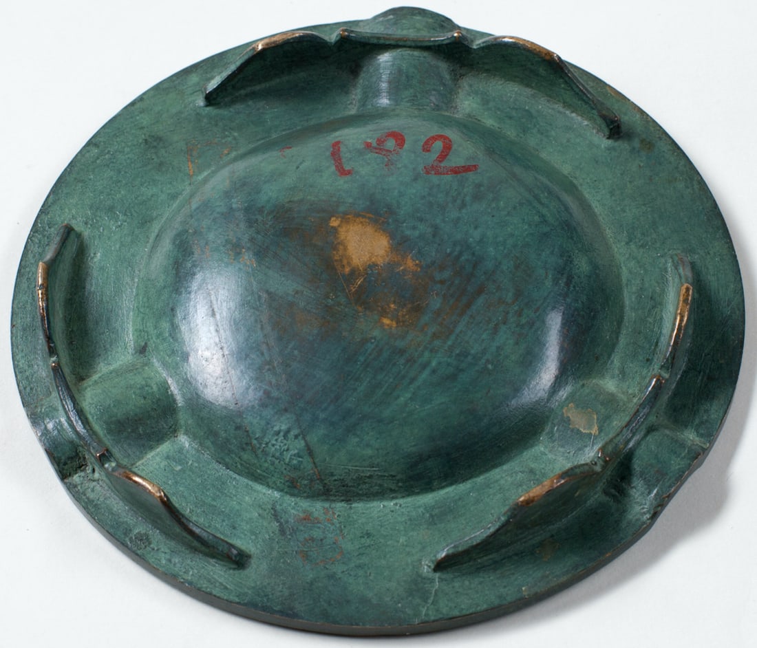 Ashtray. Art Nouveau. Bronze.
