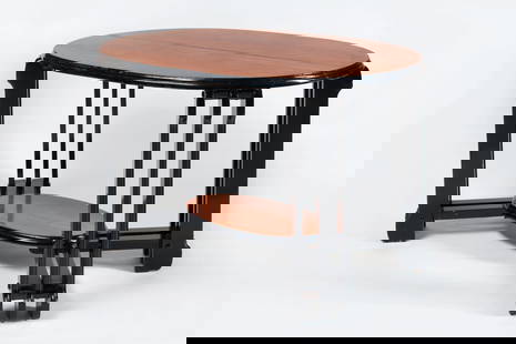 Art Deco Coffee Table, 20th century: Art Deco oval coffee table. Wood, black lacquer.Dimensions 47 x 76 x 51 cm (18 1/2 x 30 x 20 inches).
