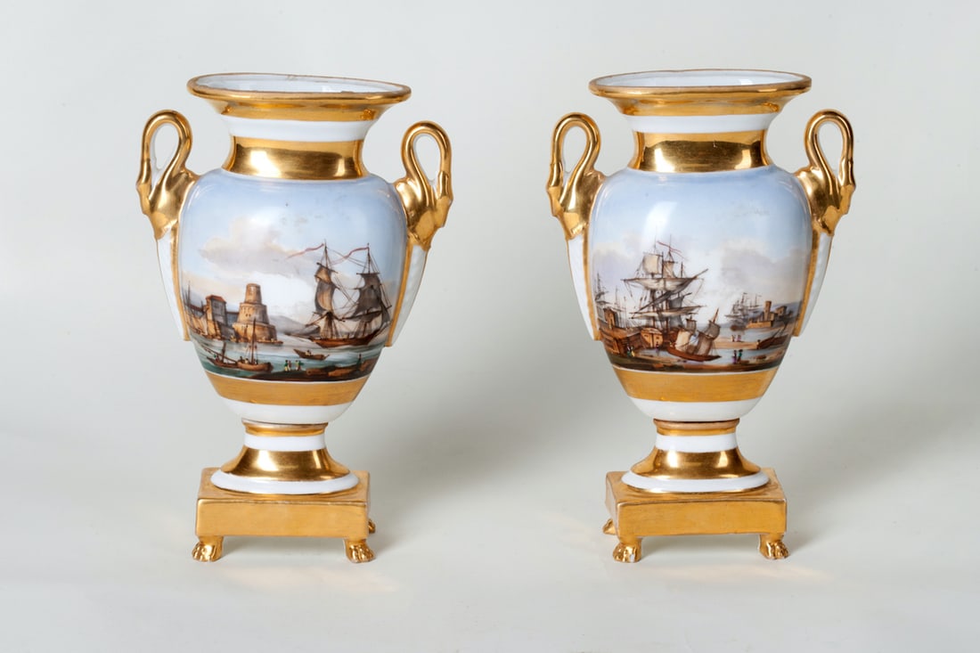 Pair of Porcelain Hand-Painting Vases, 19th century