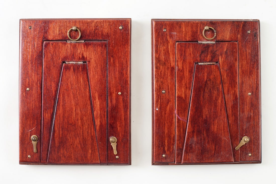 Lot of two Photo Frames, Empire, late 19th century