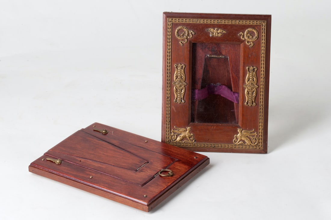 Lot of two Photo Frames, Empire, late 19th century
